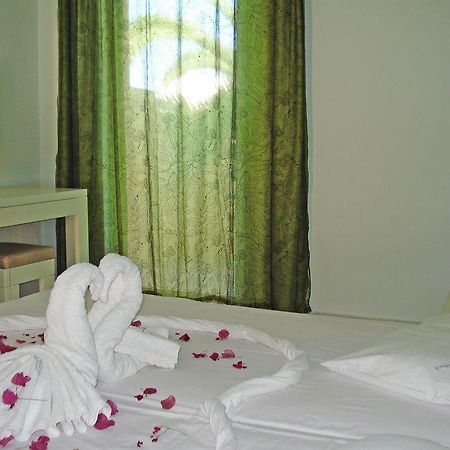 Silver Beach Hotel Paralia Kourna Exterior photo